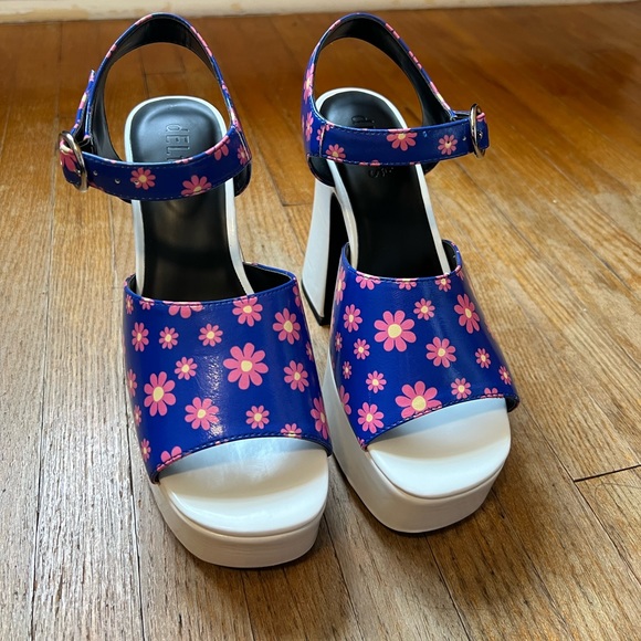 Delia’s by Dolls Kill Ditzy Delight platform heels blue floral women’s size US8 - Picture 4 of 16
